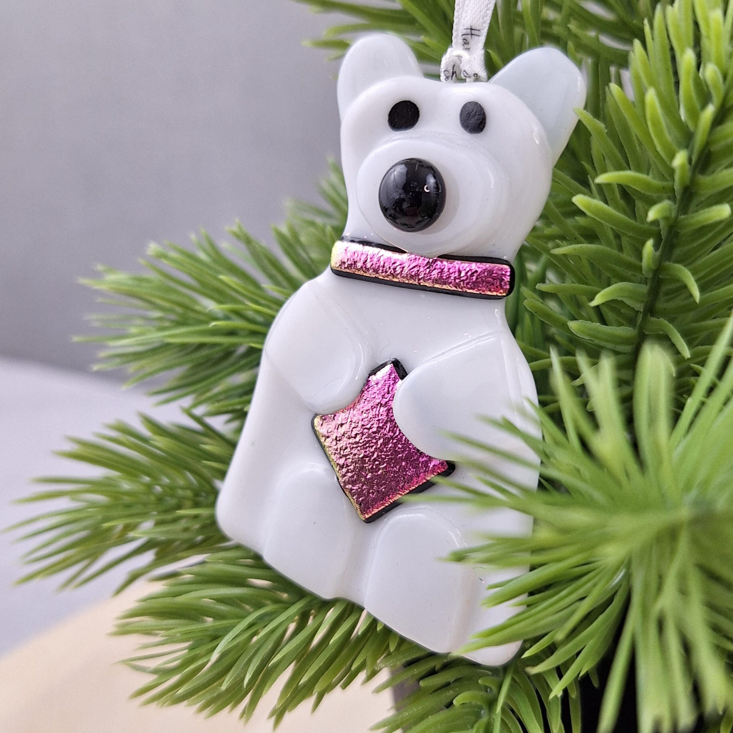 Polar Bear Christmas Tree Decoration - Image 7