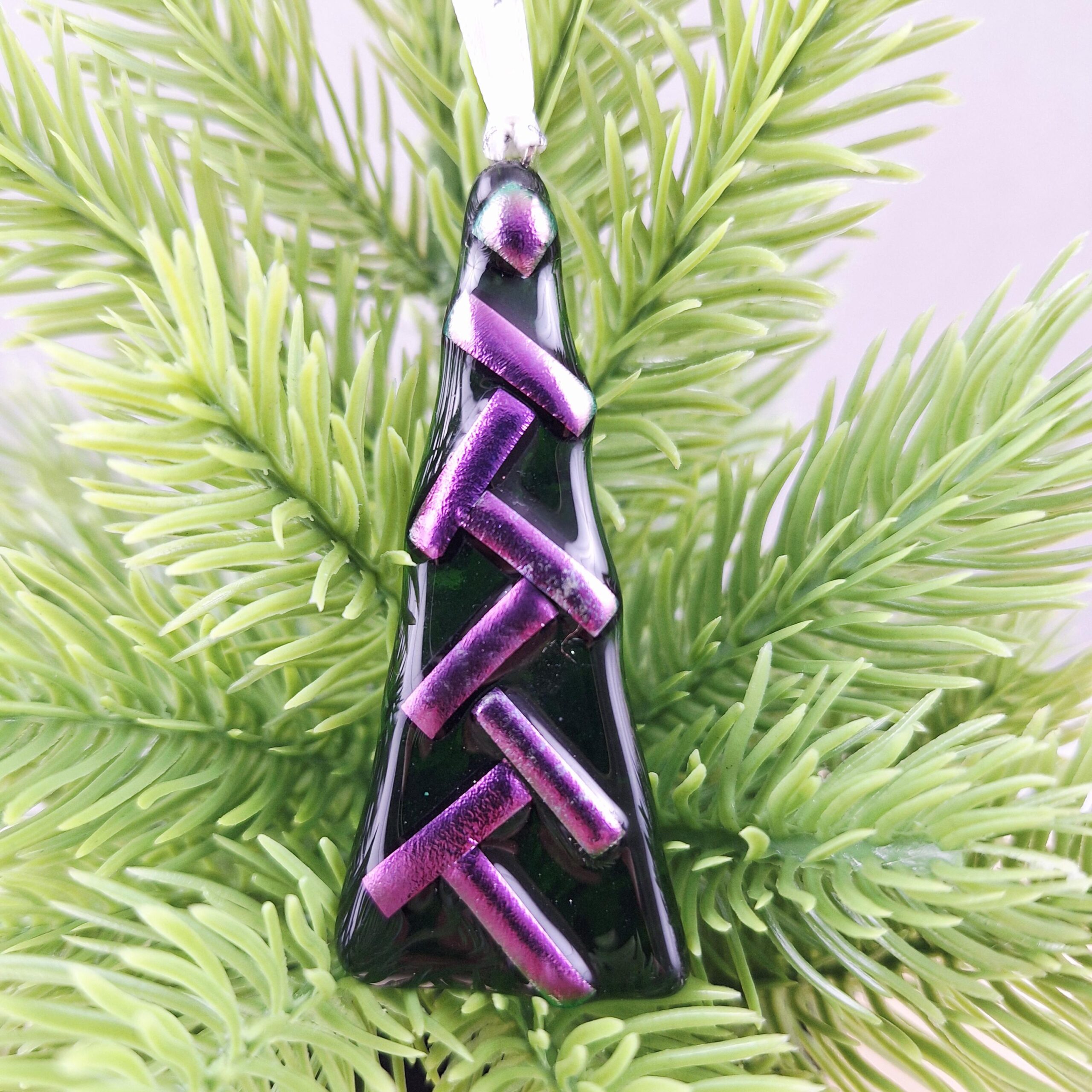 Fused Glass Christmas Tree Decoration - Image 3