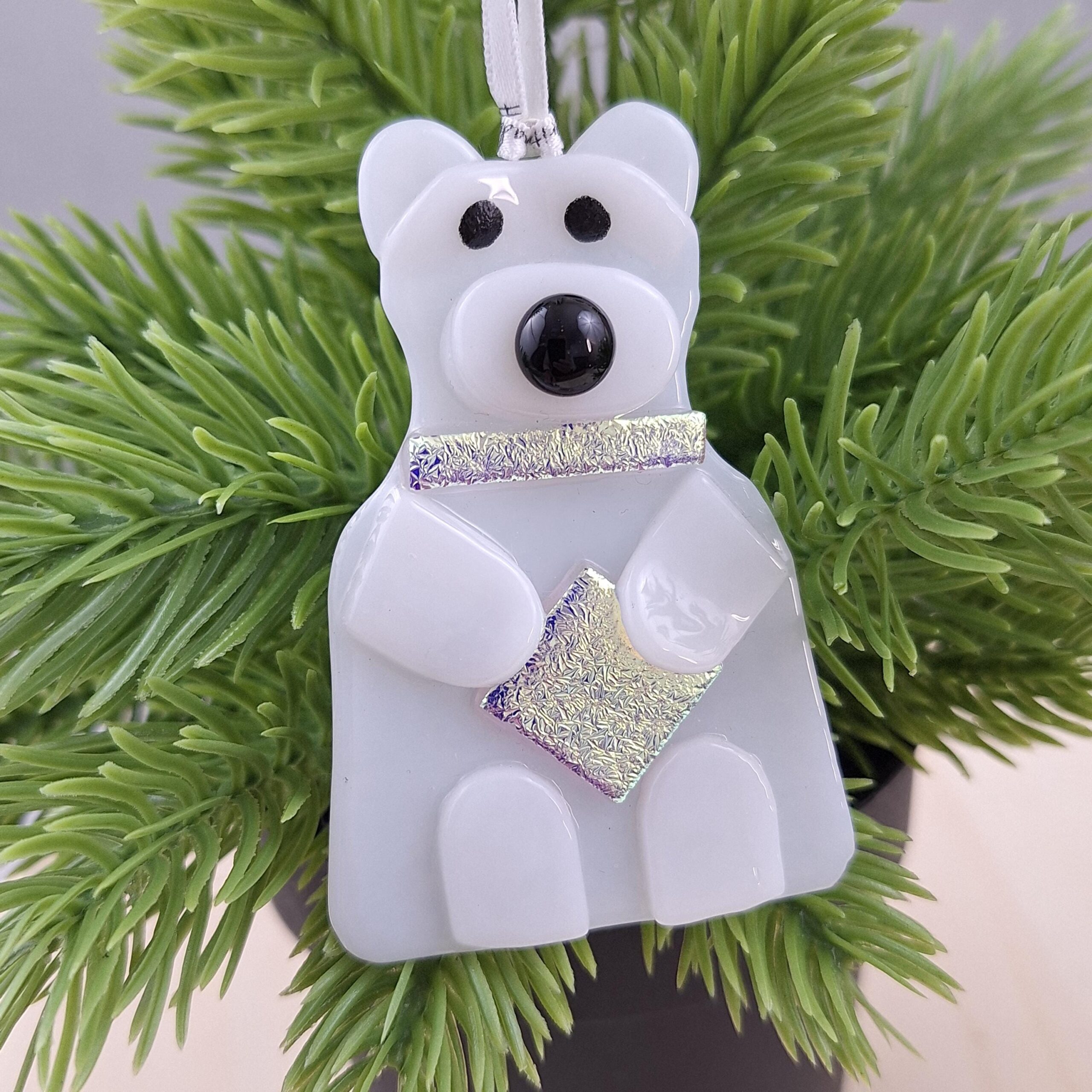 Polar Bear Christmas Tree Decoration - Image 8