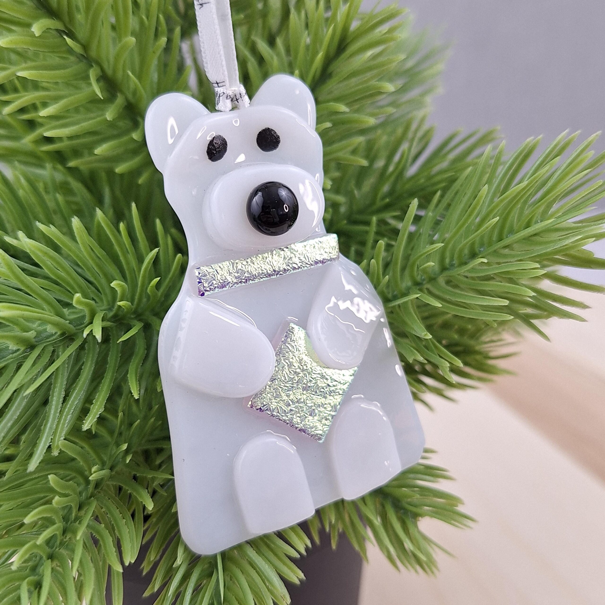 Polar Bear Christmas Tree Decoration - Image 5